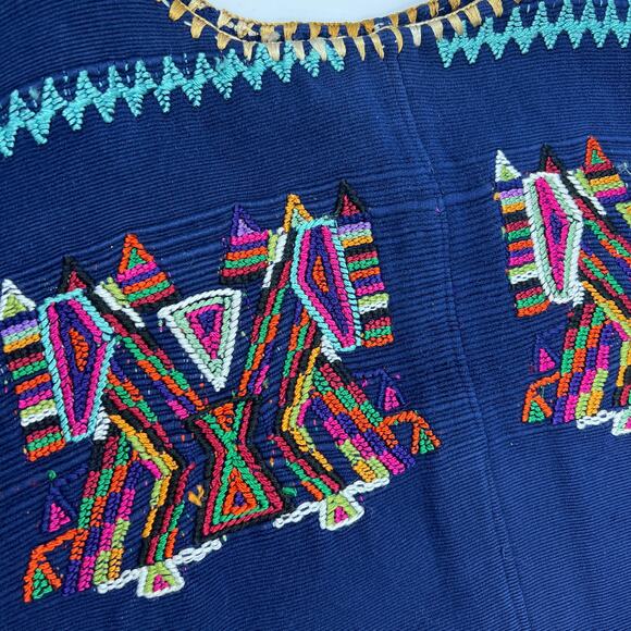 Handmade Woven Guatemalan Chajul Huipil Top Blue - Picture 3 of 8